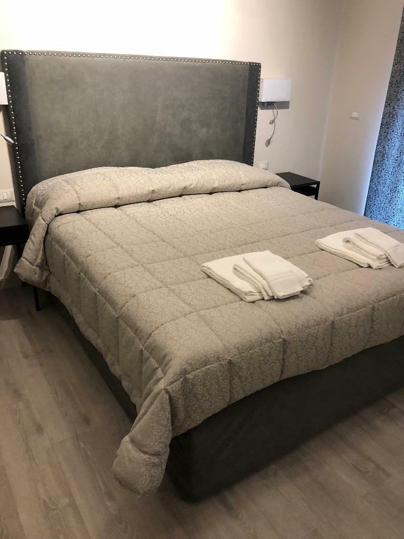 Re Di Smirne By Apulia Accommodation باري المظهر الخارجي الصورة